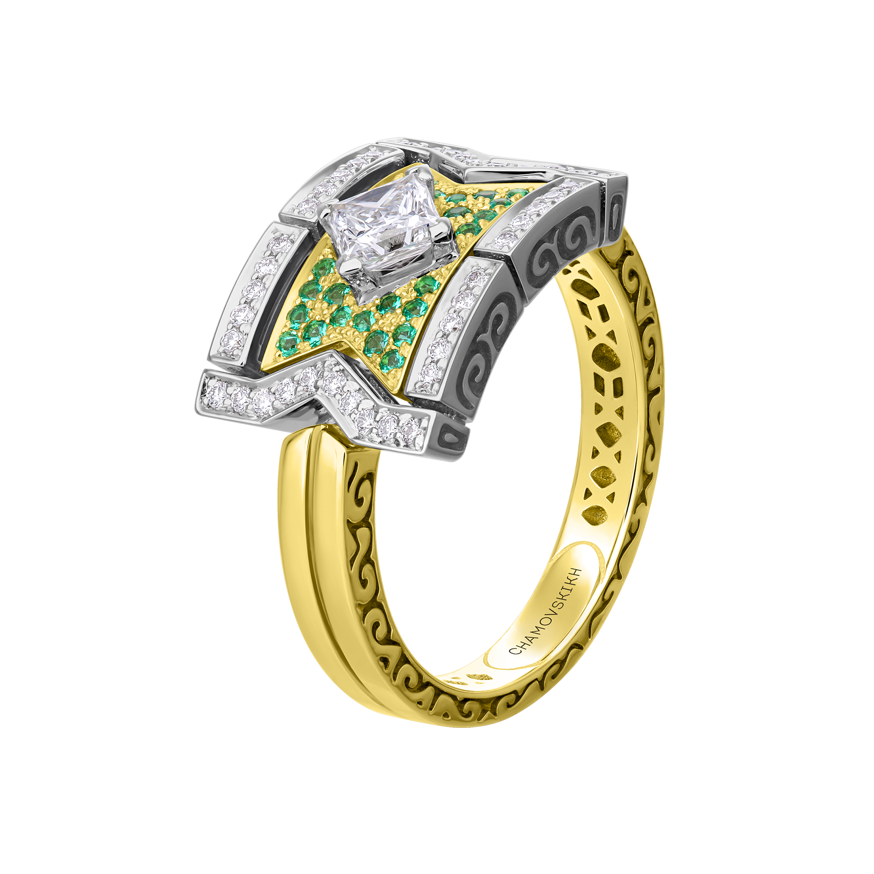 Кольцо с бриллиантами и изумрудами, жёлтое золото