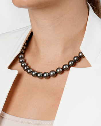 Жемчужное колье с бриллиантами, белое золото 2