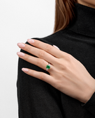 Кольцо с изумрудом и бриллиантами, белое и жёлтое золото