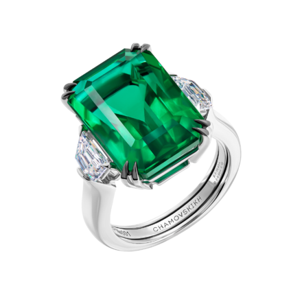 Кольцо с изумрудом и бриллиантами, белое золото 1