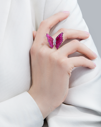 Кольцо с рубинами и бриллиантами, белое золото 3