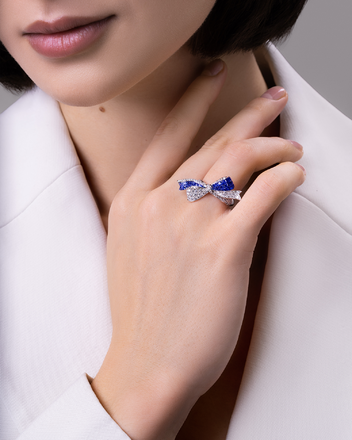 Кольцо с сапфирами и бриллиантами, белое золото 4