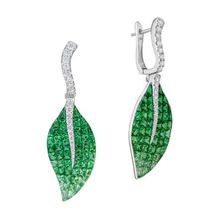 Серьги с тсаворитами и бриллиантами, белое золото 1