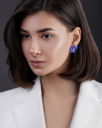 Пусеты с сапфирами и бриллиантами, белое золото 2