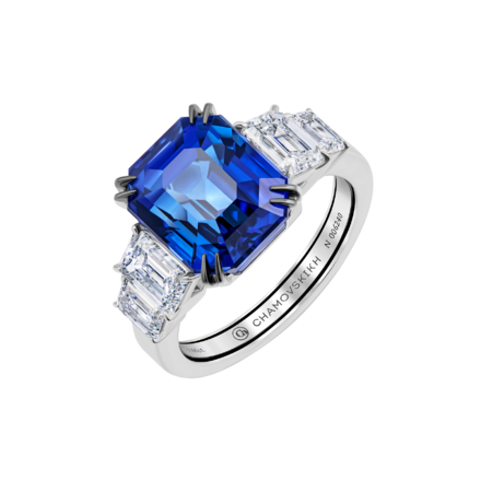 Кольцо с сапфиром и бриллиантами, белое золото 1